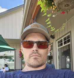 Customer photo 6